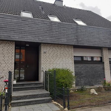Messe Flughafen Apartamento Düsseldorf Exterior foto